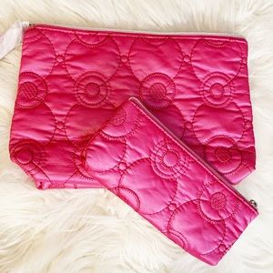 👠HostPick👠 NWOT CLINIQUE Barbiecore Quilted Travel Duo Zippered Cosmetic Bags